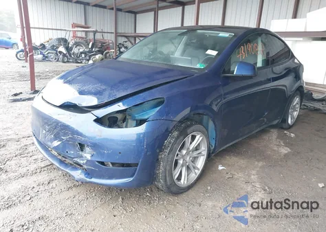 2021 Tesla Model Y Long Range Dual Motor All-Wheel Drive from USA, damaged, VIN 5YJYGAEE4MF196847